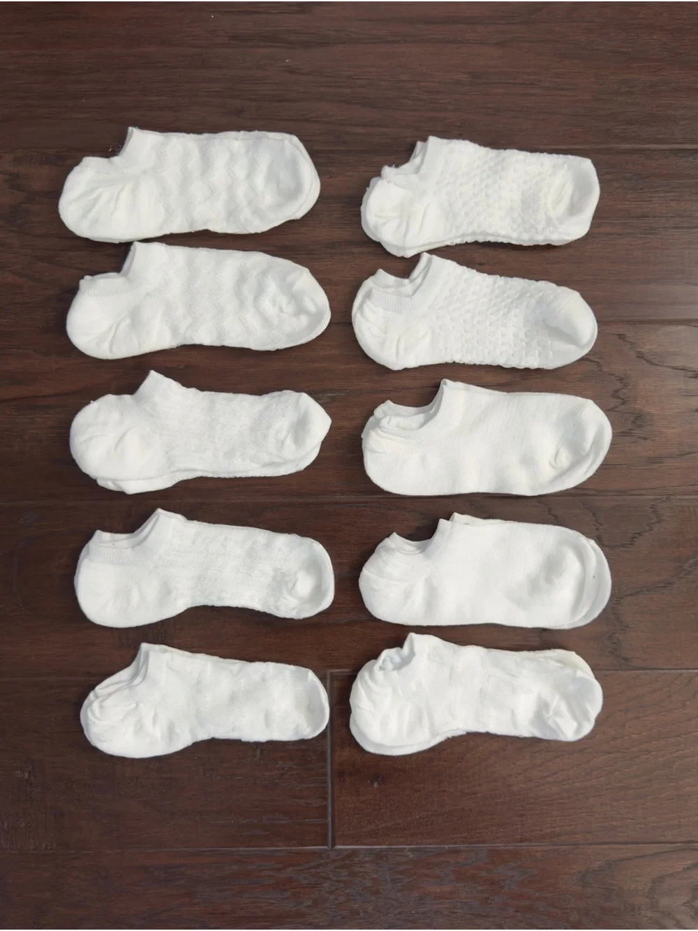 NWOT White No-Show Socks Women's Small - 10 Pack